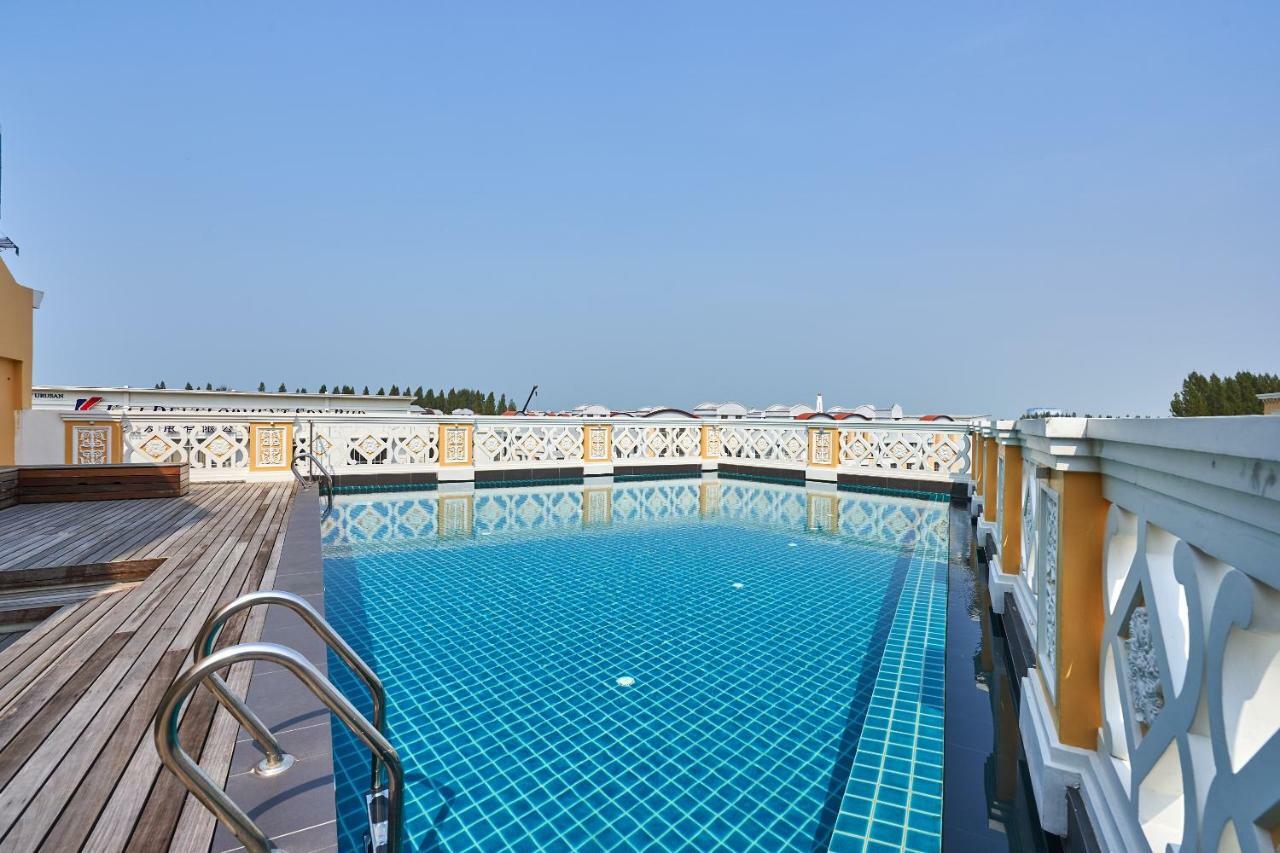 Oyo Home 44077 The Platinum Hotel & Suites- King Malacca Exterior photo